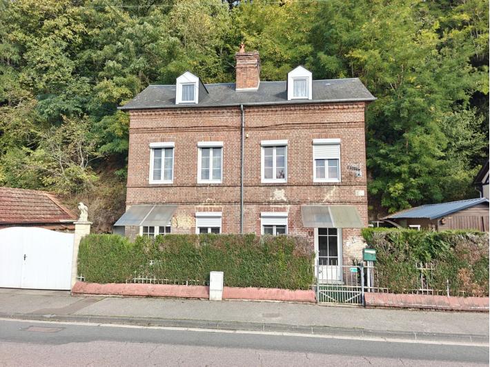 Maison 4 pièces 130 m² · à Brionne · 130 m² · 118 000 €